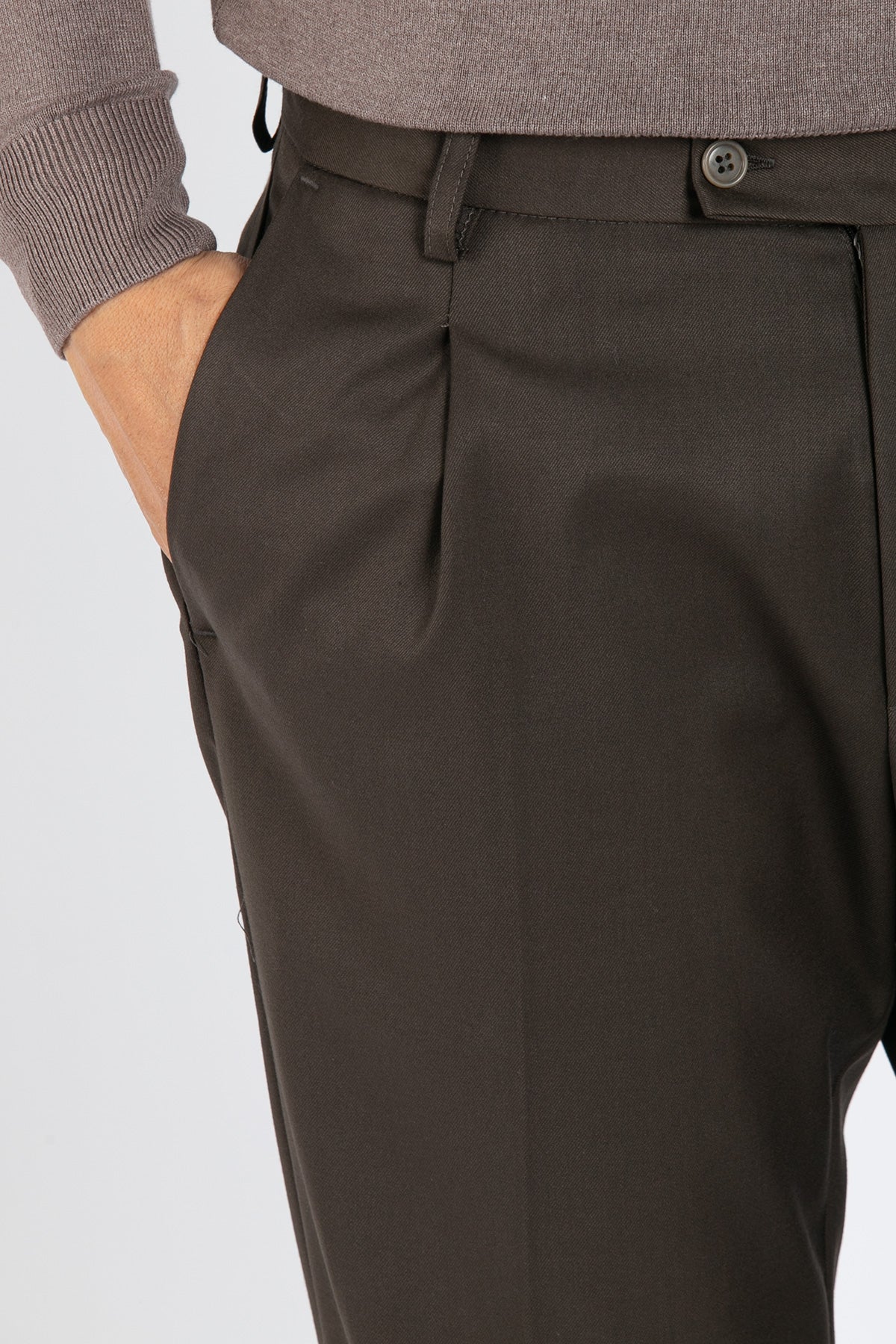 Pantalone con pinces